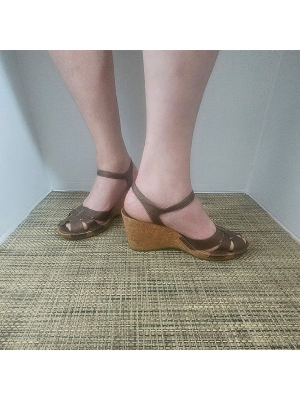 CLARKS ARTISAN ALAMDA bronze metallic leather cork wedge sandals 9M - Picture 3 of 10